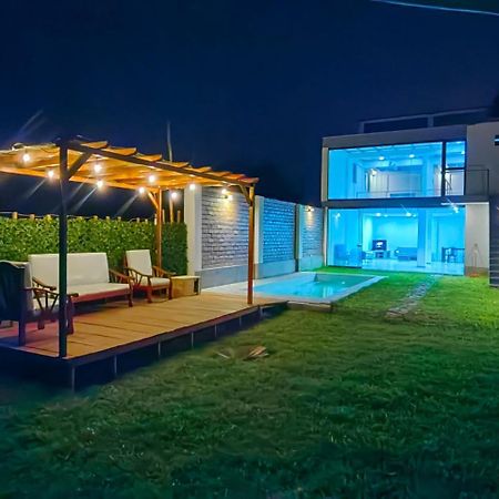 Casa De Playa Con Piscina Villa Анкон Екстериор снимка